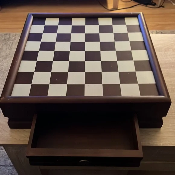 Shot glass checkers game set - Picture 4 of 4